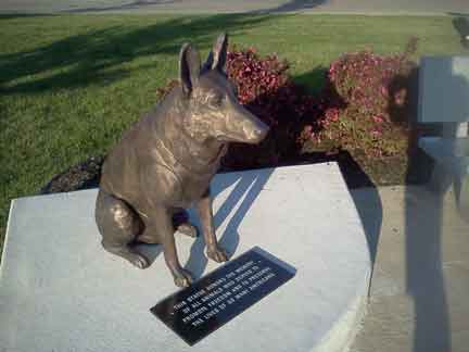 K9 German Shepherd Officer Police Military statue